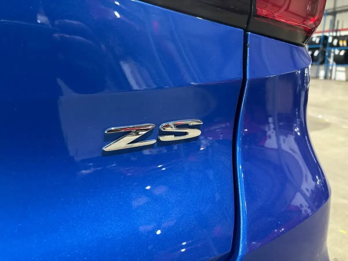 2019-mg-zs-suv-10t-gdi-exclusive-111ps-big-22
