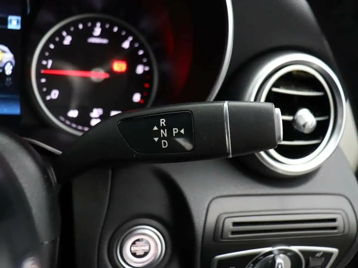 2019-mercedes-benz-glc-class-20d-glc220d-amg-line-station-wagon-5d-4matic-plus-big-20