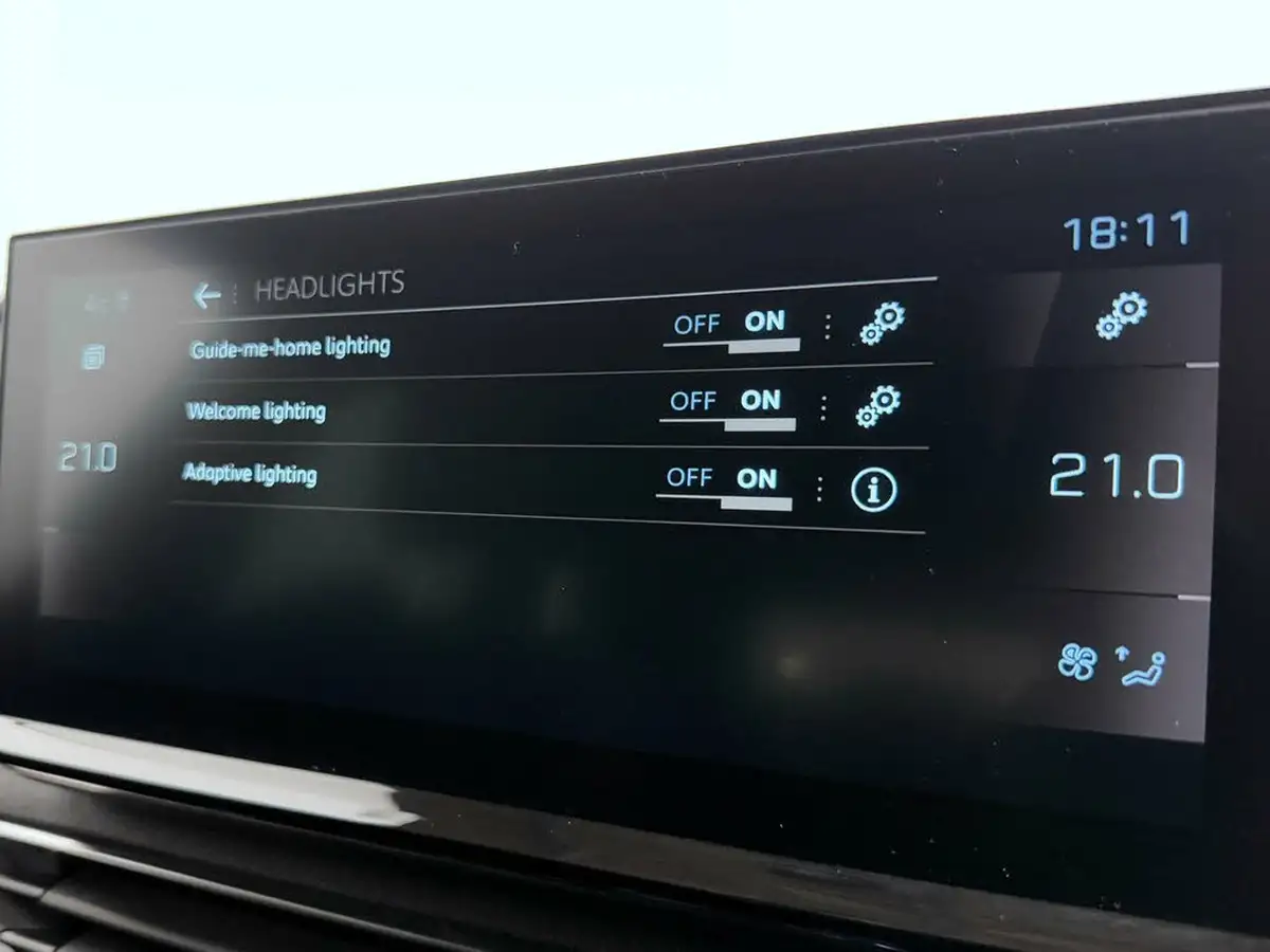 2021-peugeot-3008-suv-12-puretech-gt-premium-big-45