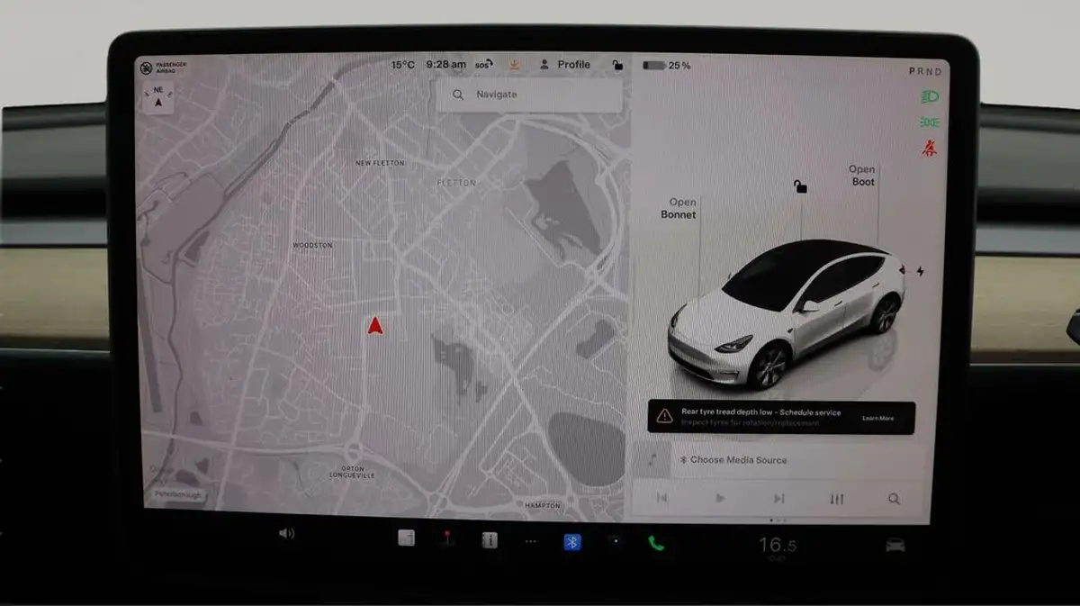 2022-tesla-model-y-e-rwd-big-11