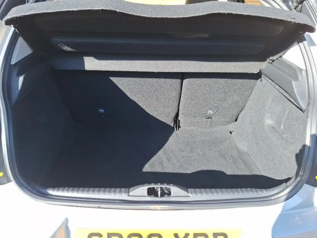 2022-citroen-c3-12-puretech-shine-plus-110ps-ss-eat6-big-7
