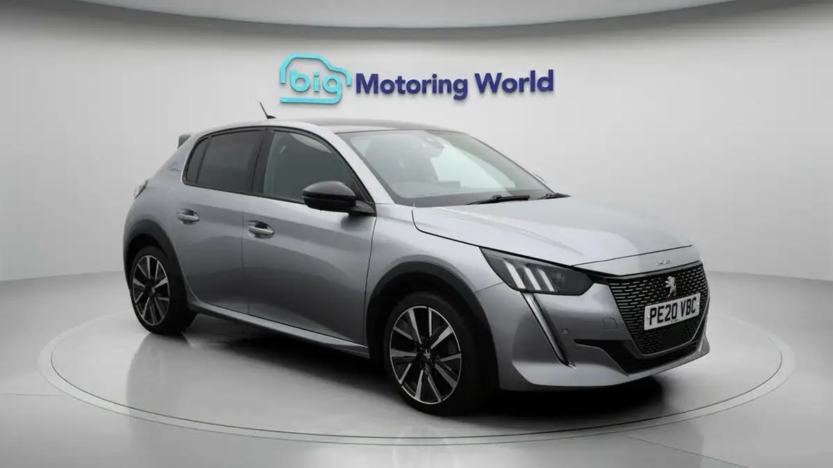 2020-peugeot-208-12-puretech-gt-line-100bhp-eat8-big-1