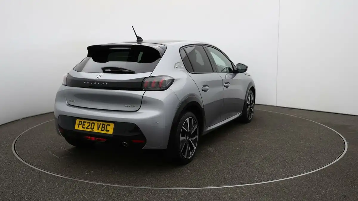 2020-peugeot-208-12-puretech-gt-line-100bhp-eat8-big-46
