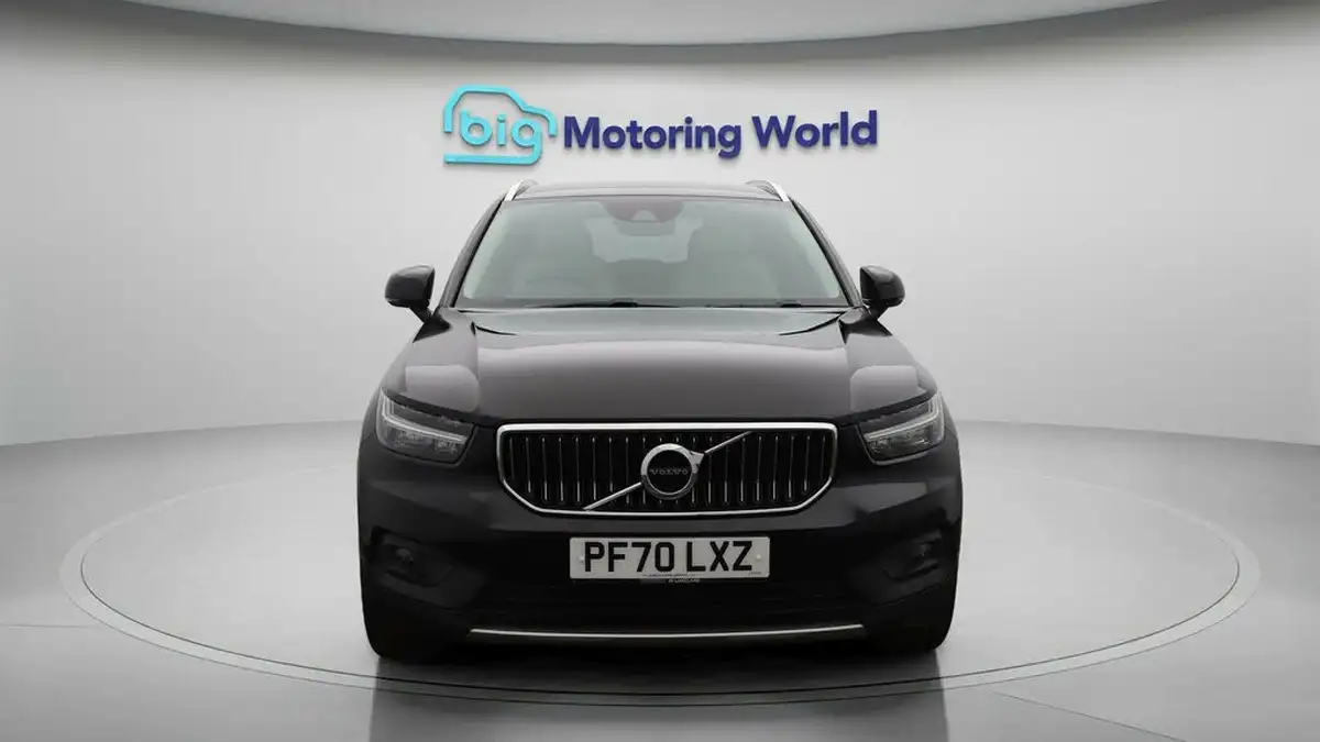 2021-volvo-xc40-20-b4-inscription-pro-197bhp-geartronic-big-2