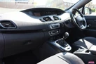 2014-renault-scenic-15td-dynamique-tom-tom-energy-ss-small-16