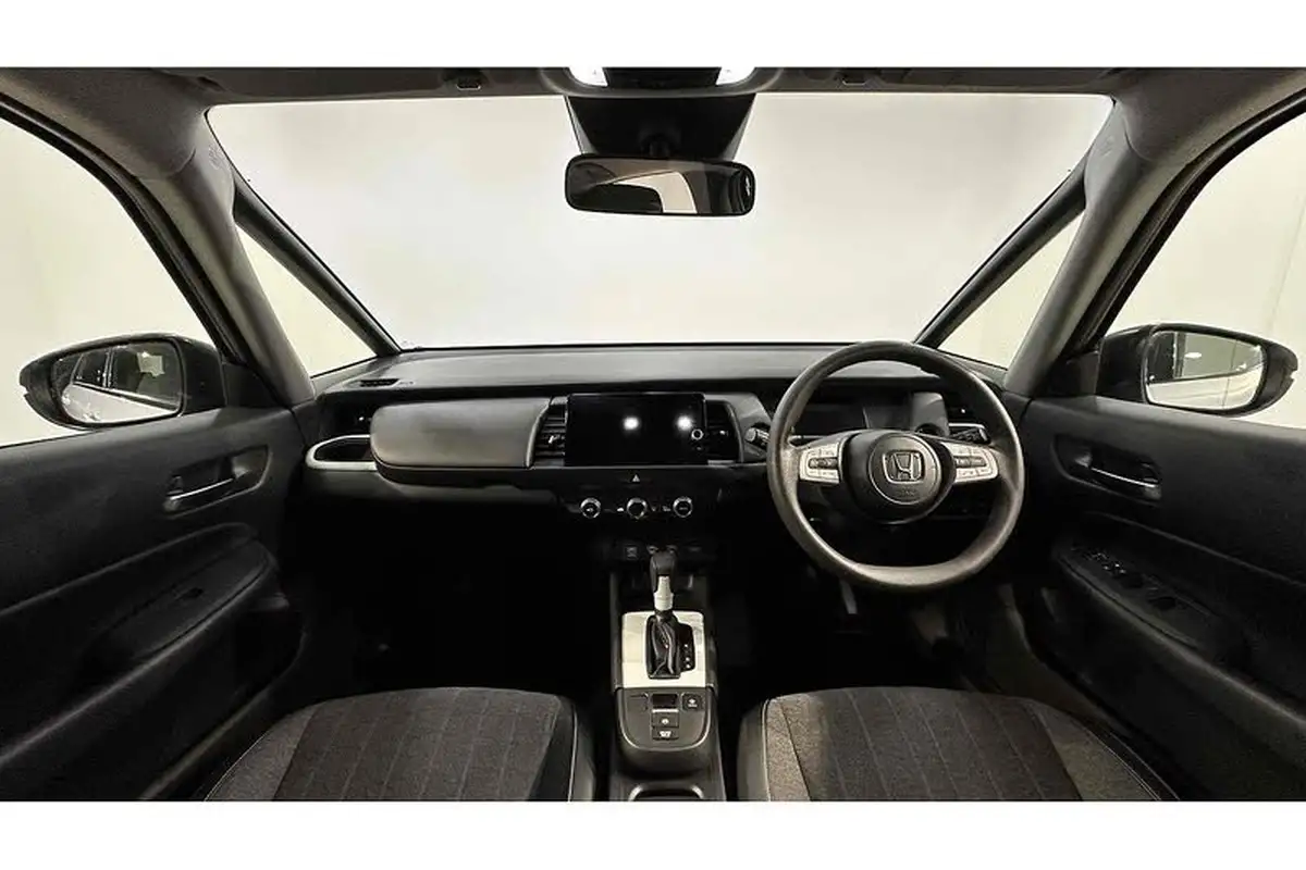 2021-honda-jazz-15-i-mmd-sr-109ps-big-1