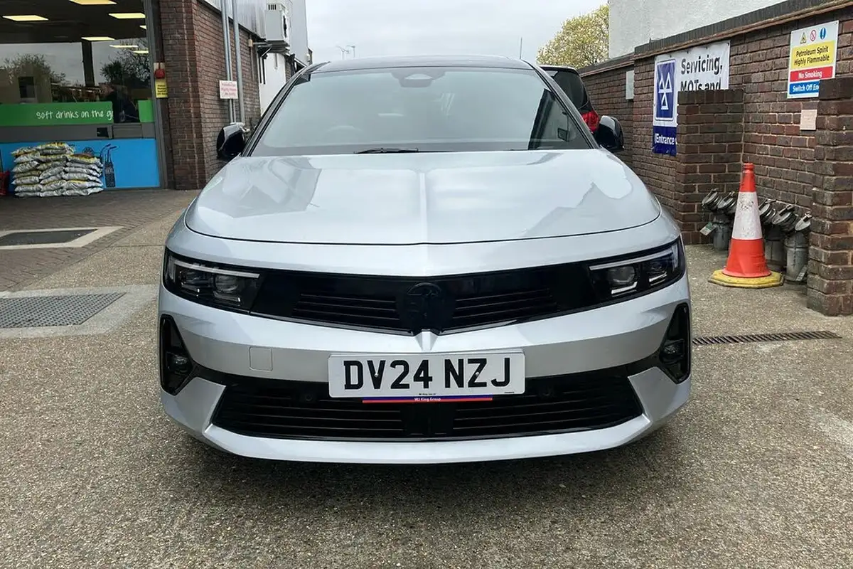 2024-vauxhall-astra-12-turbo-ultimate-130ps-hatchback-big-8