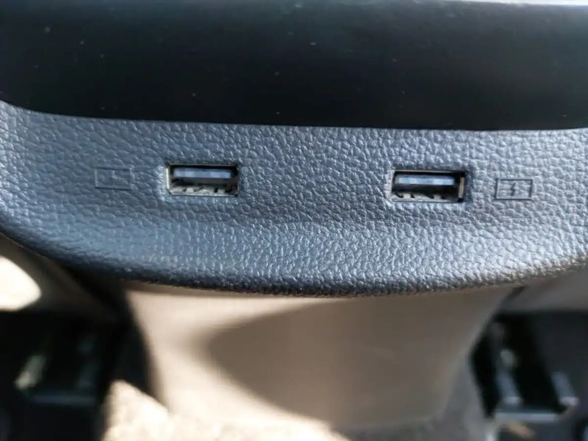 2022-mg-zs-suv-10t-gdi-exclusive-big-9