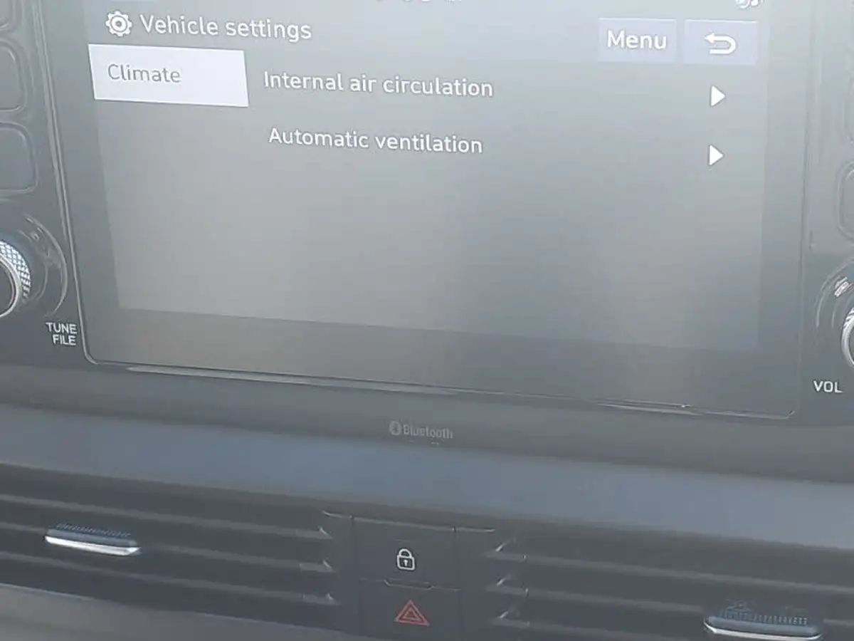 2022-hyundai-bayon-10-t-gdi-se-connect-dct-big-18