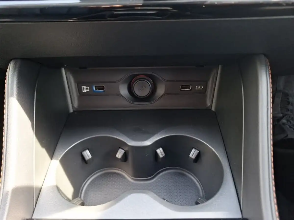 2024-mg-hs-15t-gdi-trophy-273ps-plug-in-hybrid-1496cc-auto-big-18