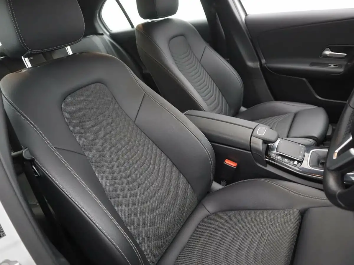 2021-mercedes-benz-a-class-20d-a180d-se-big-7