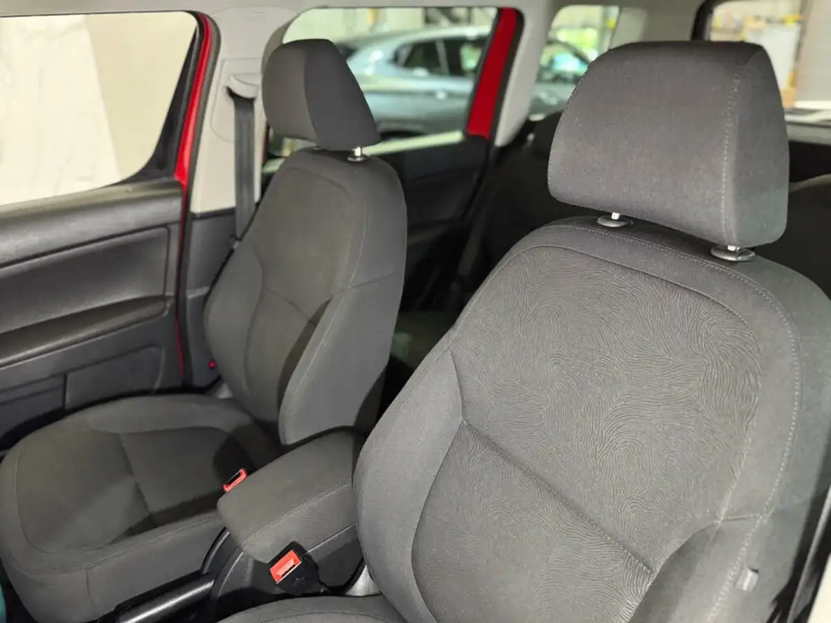 2014-skoda-yeti-12-se-dsg-big-16