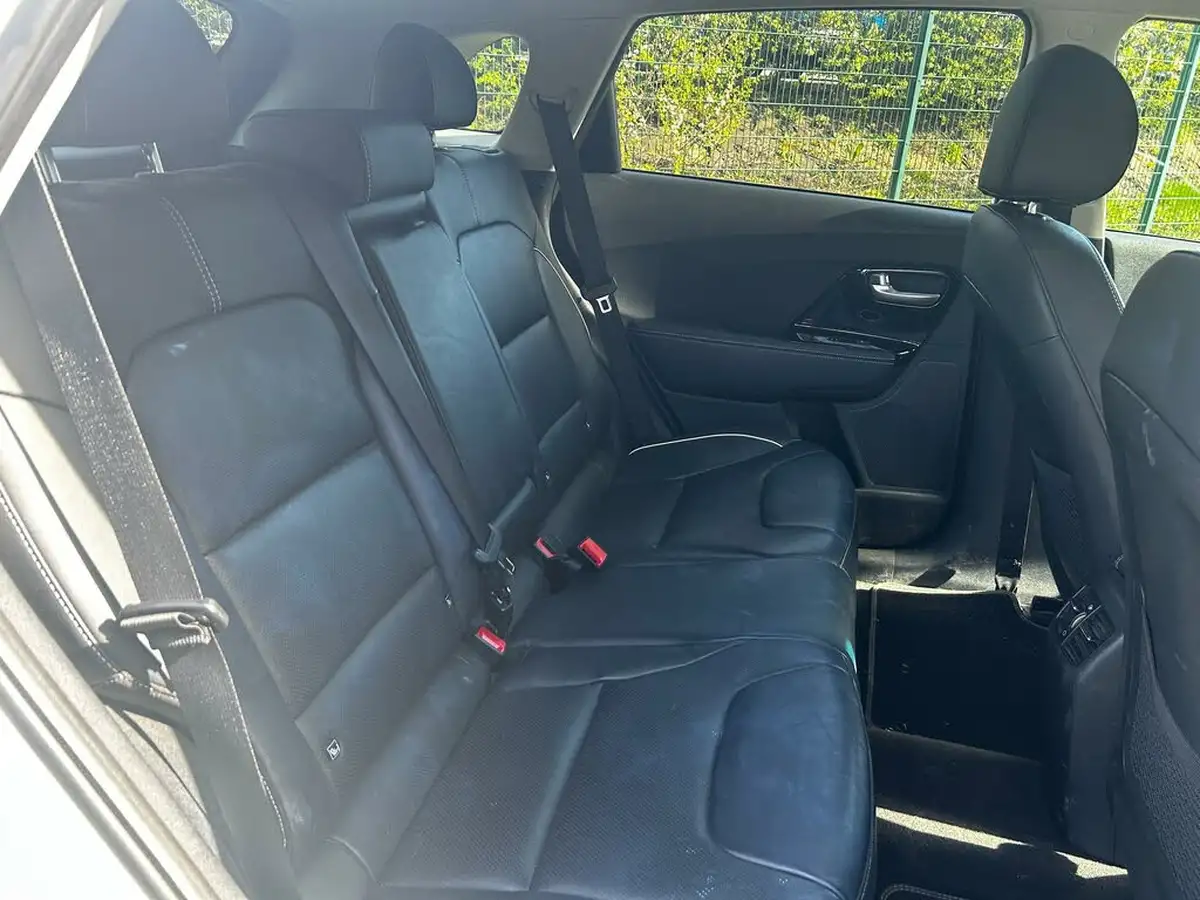 2021-kia-e-niro-ev-4-big-9