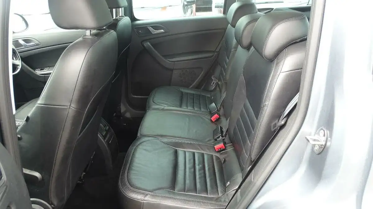2011-skoda-yeti-20td-elegance-172ps-4x4-big-33