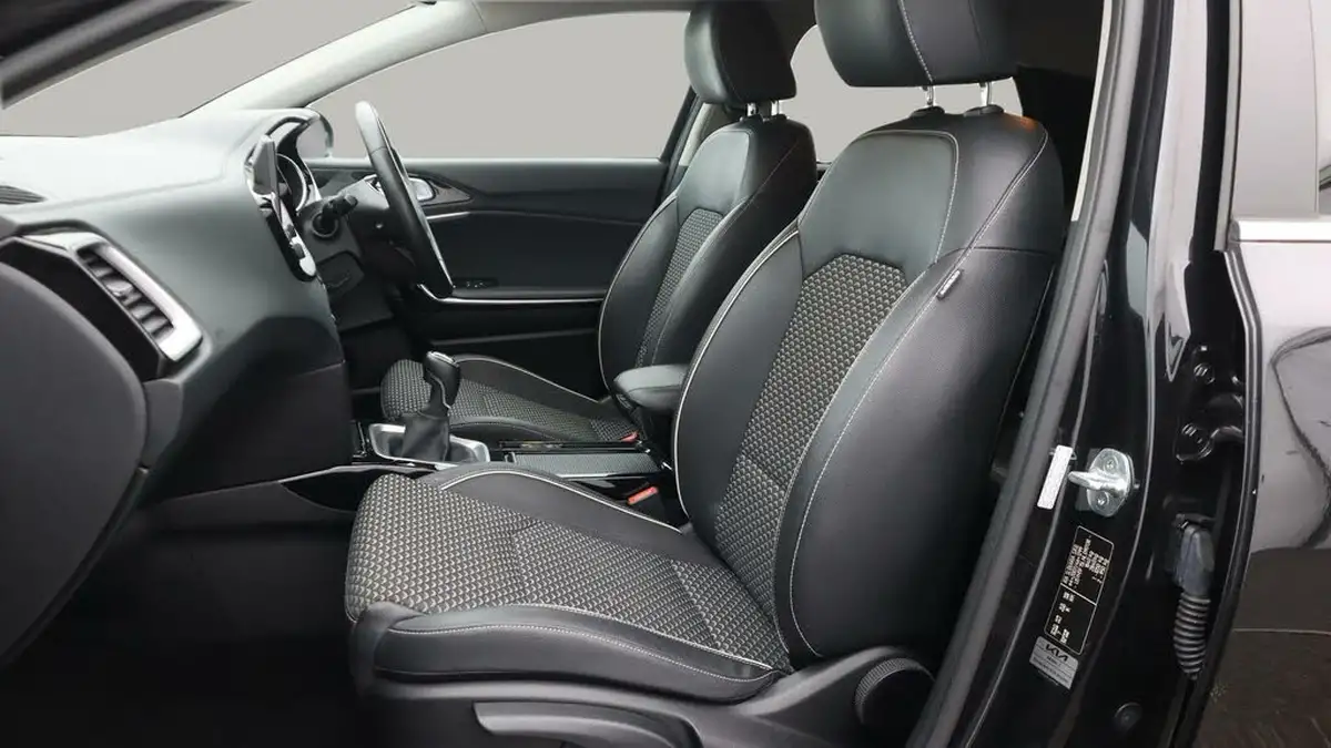 2021-kia-xceed-15-t-gdi-3-big-14