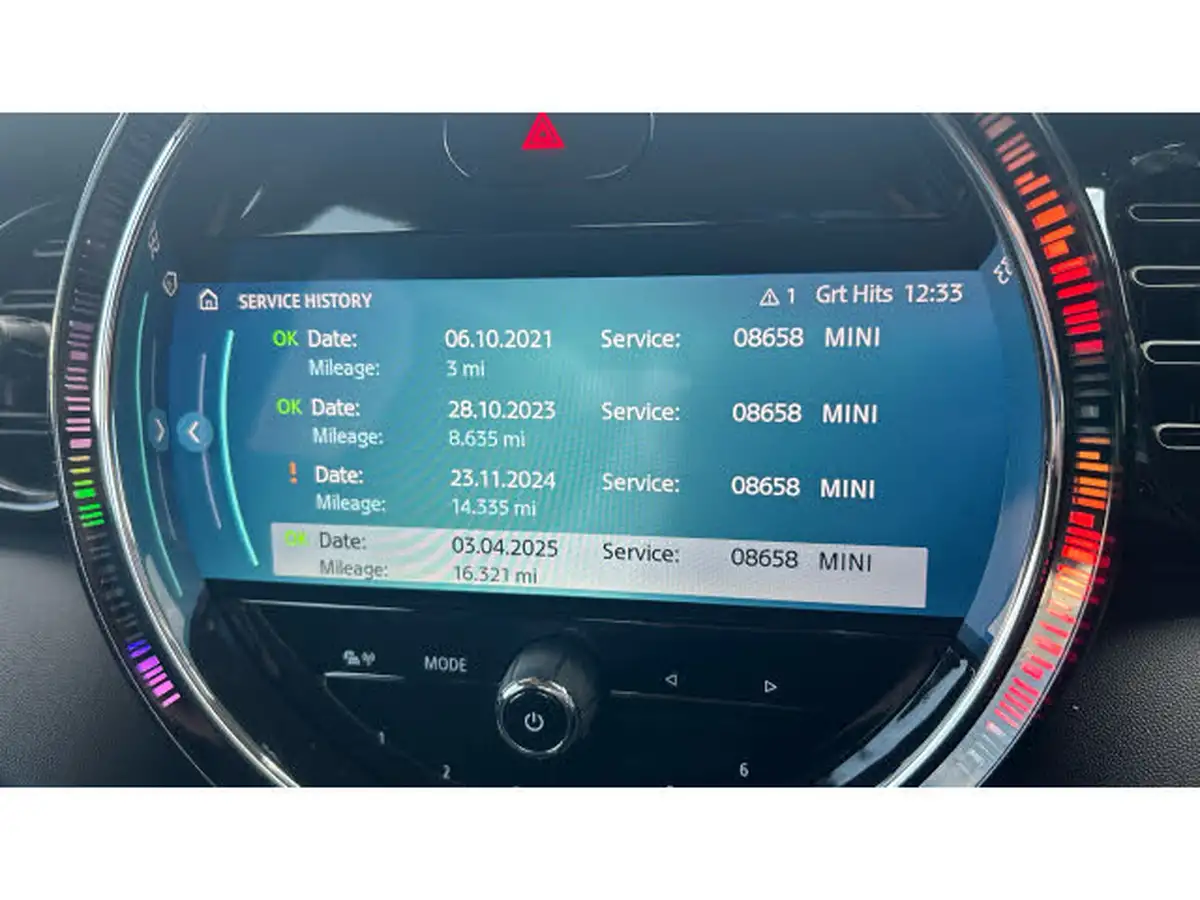 2021-mini-cooper-15-one-classic-5d-big-32