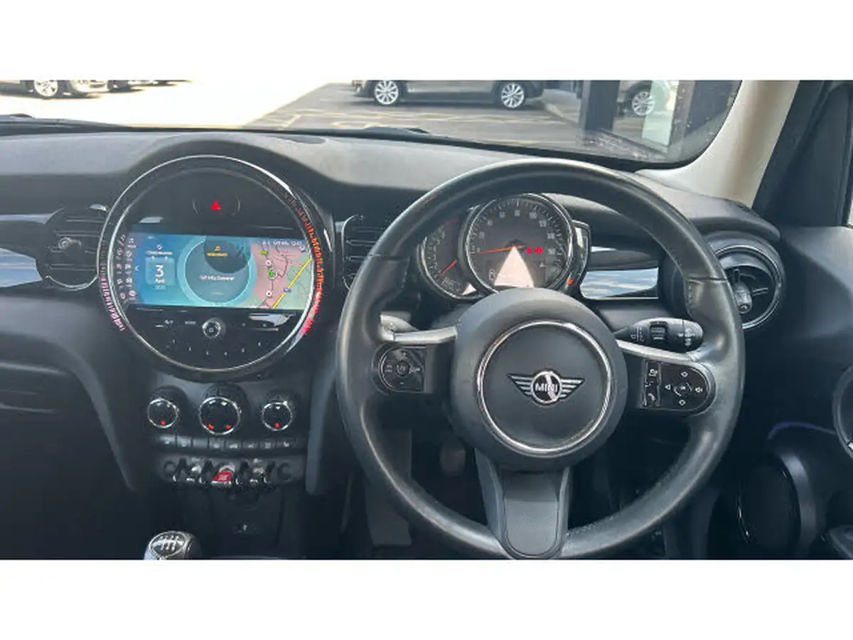 2021-mini-cooper-15-one-classic-5d-big-4
