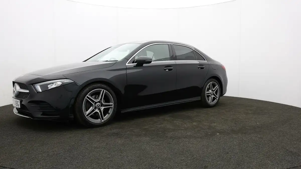2020-mercedes-benz-a-class-13-a200-amg-line-saloon-4d-7g-dct-big-54
