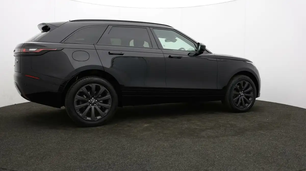 2022-land-rover-range-rover-velar-20-d200-r-dynamic-se-big-30