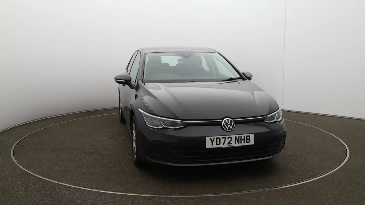 2022-volkswagen-golf-20tdi-life-hatchback-big-32