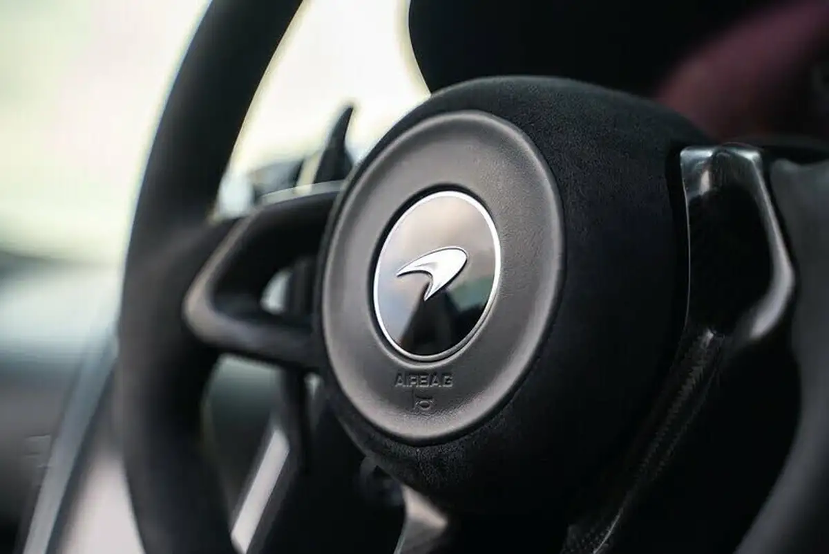 2019-mclaren-570s-38-coupe-big-24