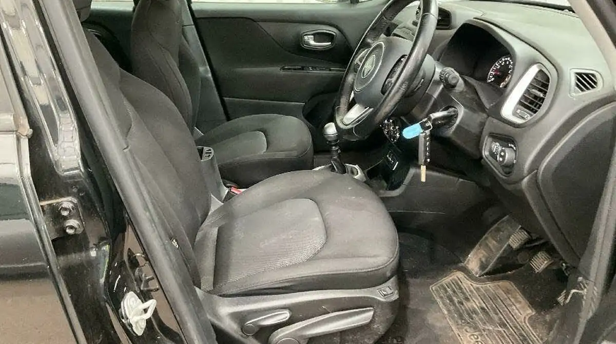2016-jeep-renegade-14-multiair-ii-longitude-big-8