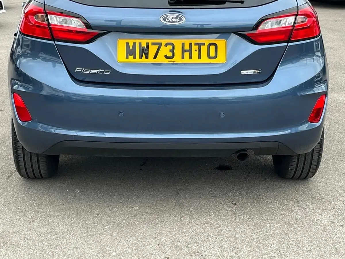 2023-ford-fiesta-10t-titanium-125ps-hybrid-mhev-big-16
