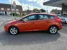 2011-ford-focus-16-zetec-ti-vct-125ps-hatchback-5d-small-4