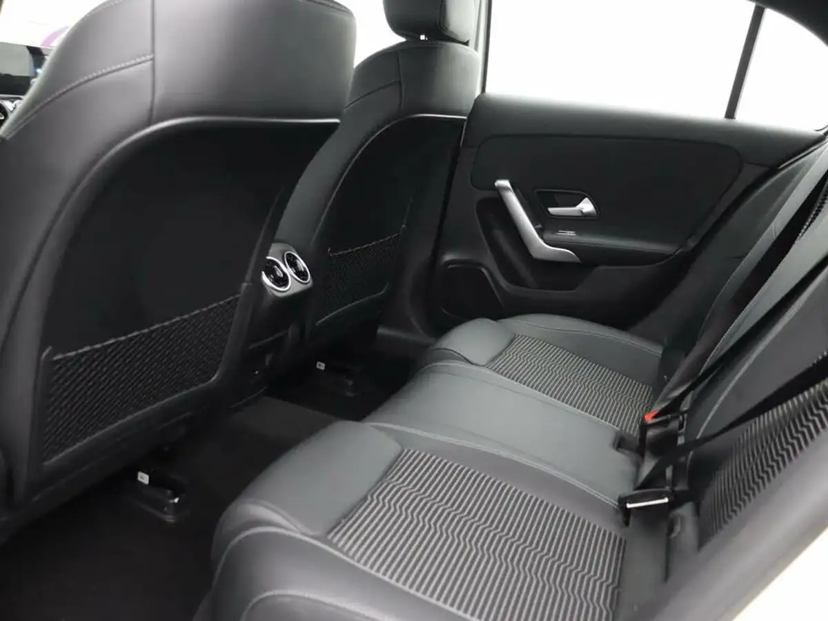 2022-mercedes-benz-a-class-13-a180-sport-hatchback-5d-big-8