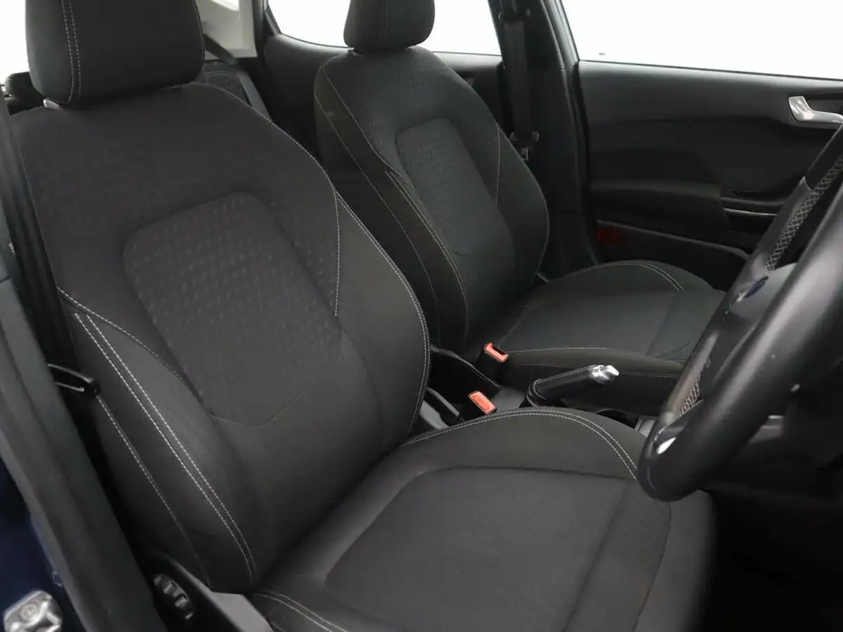 2019-ford-fiesta-10t-zetec-5d-big-7