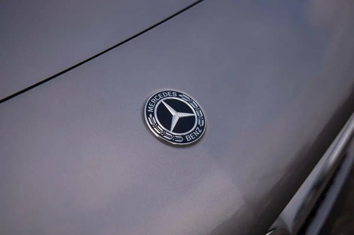 2020-mercedes-benz-a-class-13-a200-amg-line-hatchback-5d-big-32