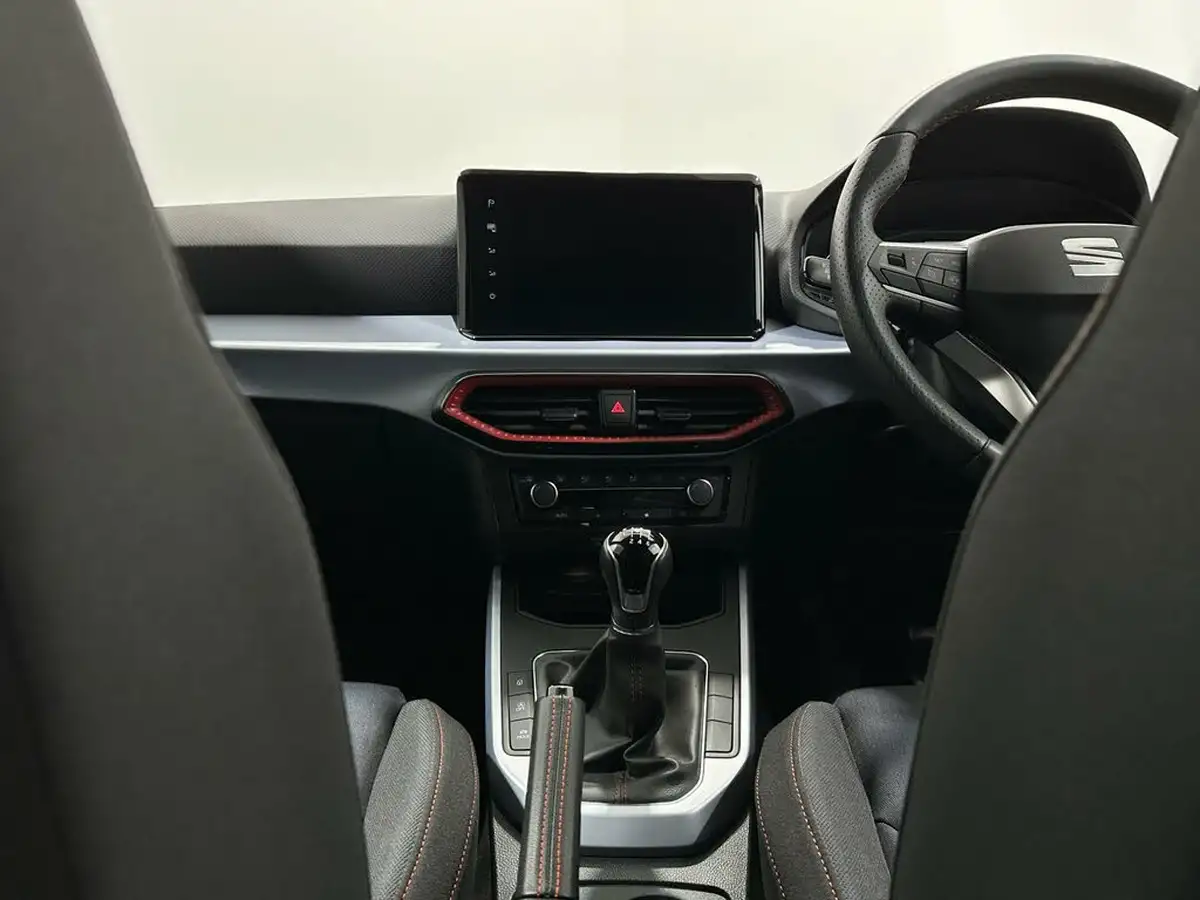 2021-seat-arona-10-tsi-fr-110ps-big-16