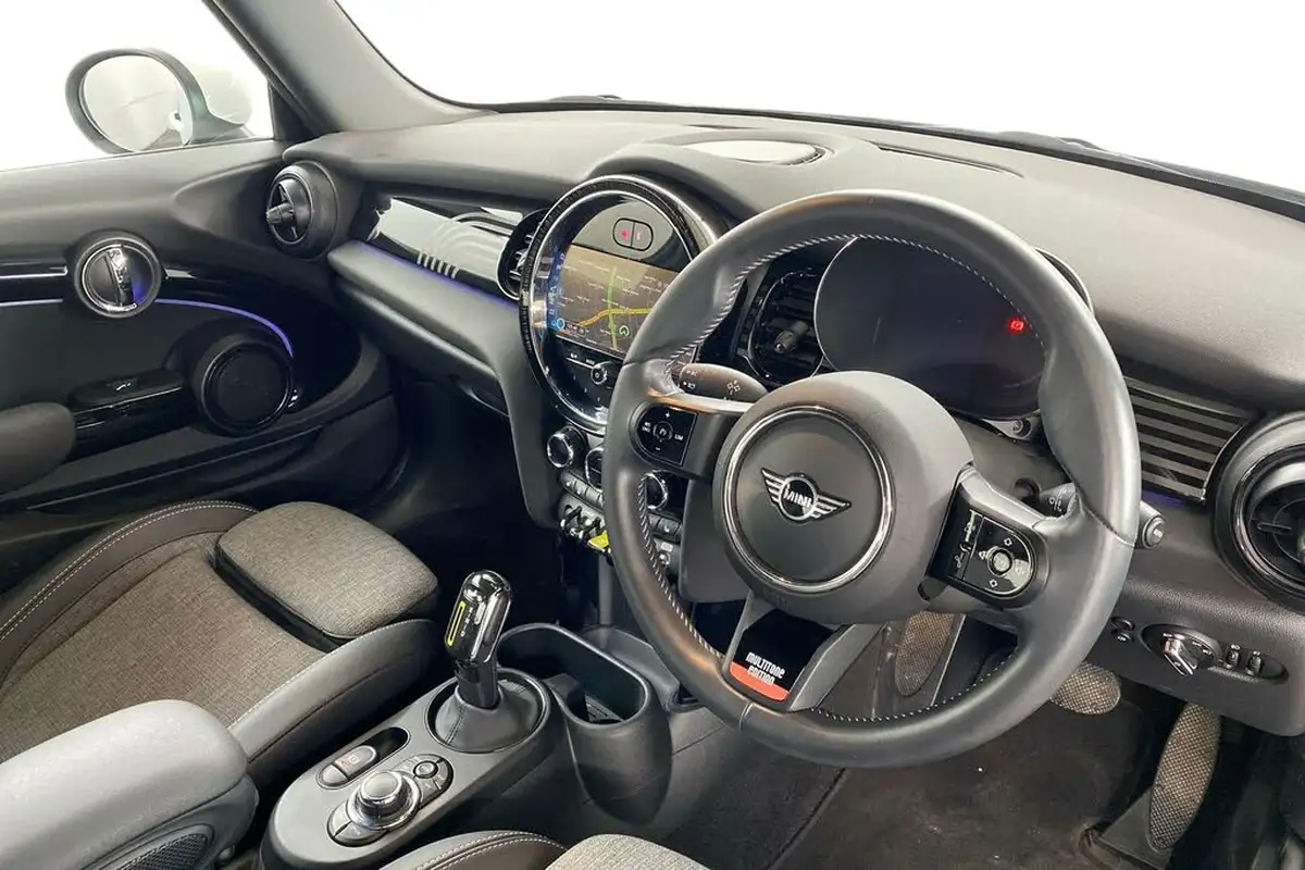 2023-mini-cooper-e-cooper-s-multitone-edition-big-9