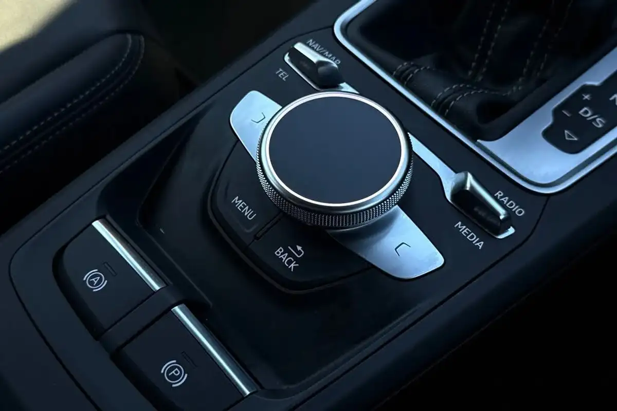 2024-audi-q2-15-35-tfsi-s-line-tronic-big-50
