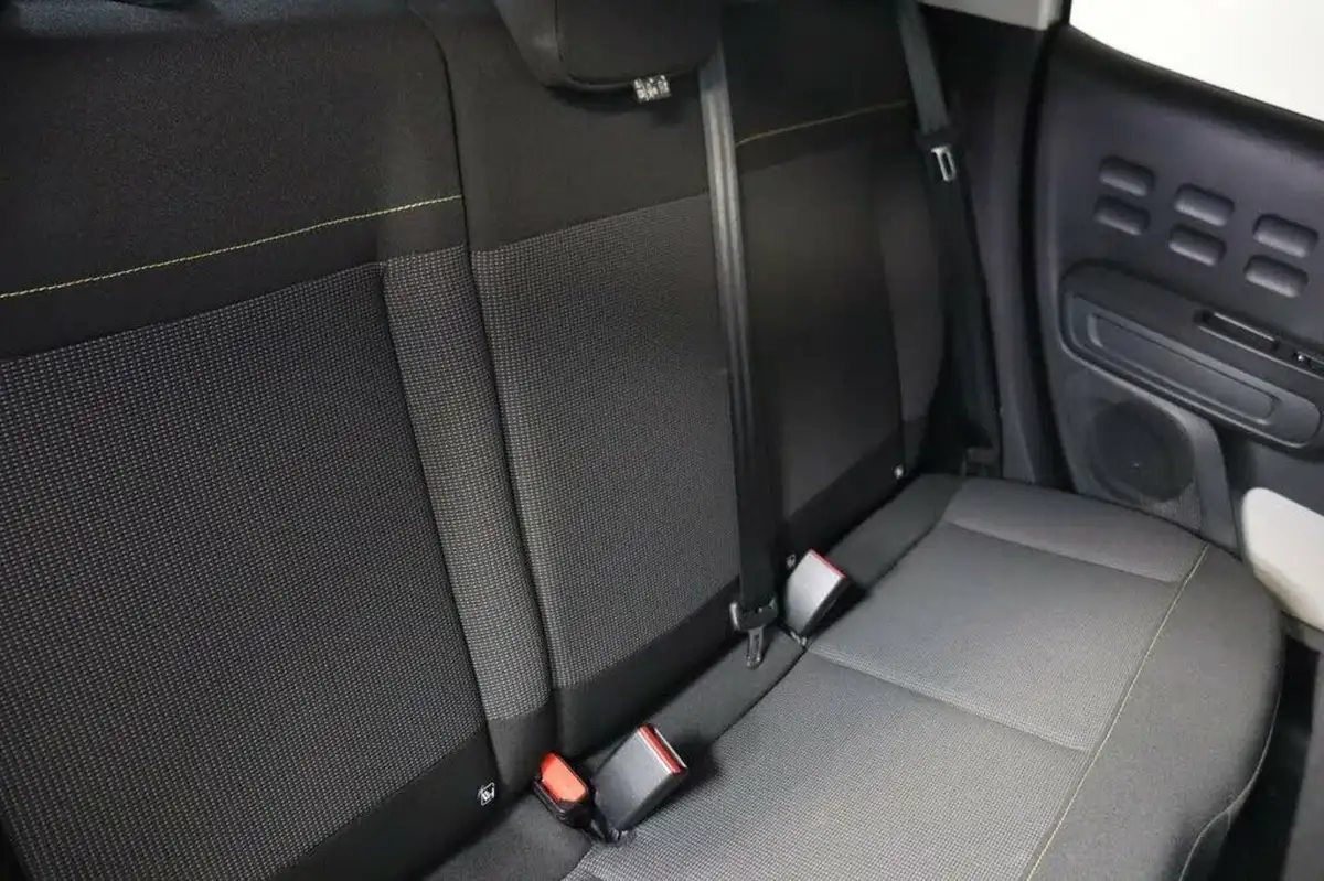 2024-citroen-c3-12-puretech-plus-110ps-eat6-big-24