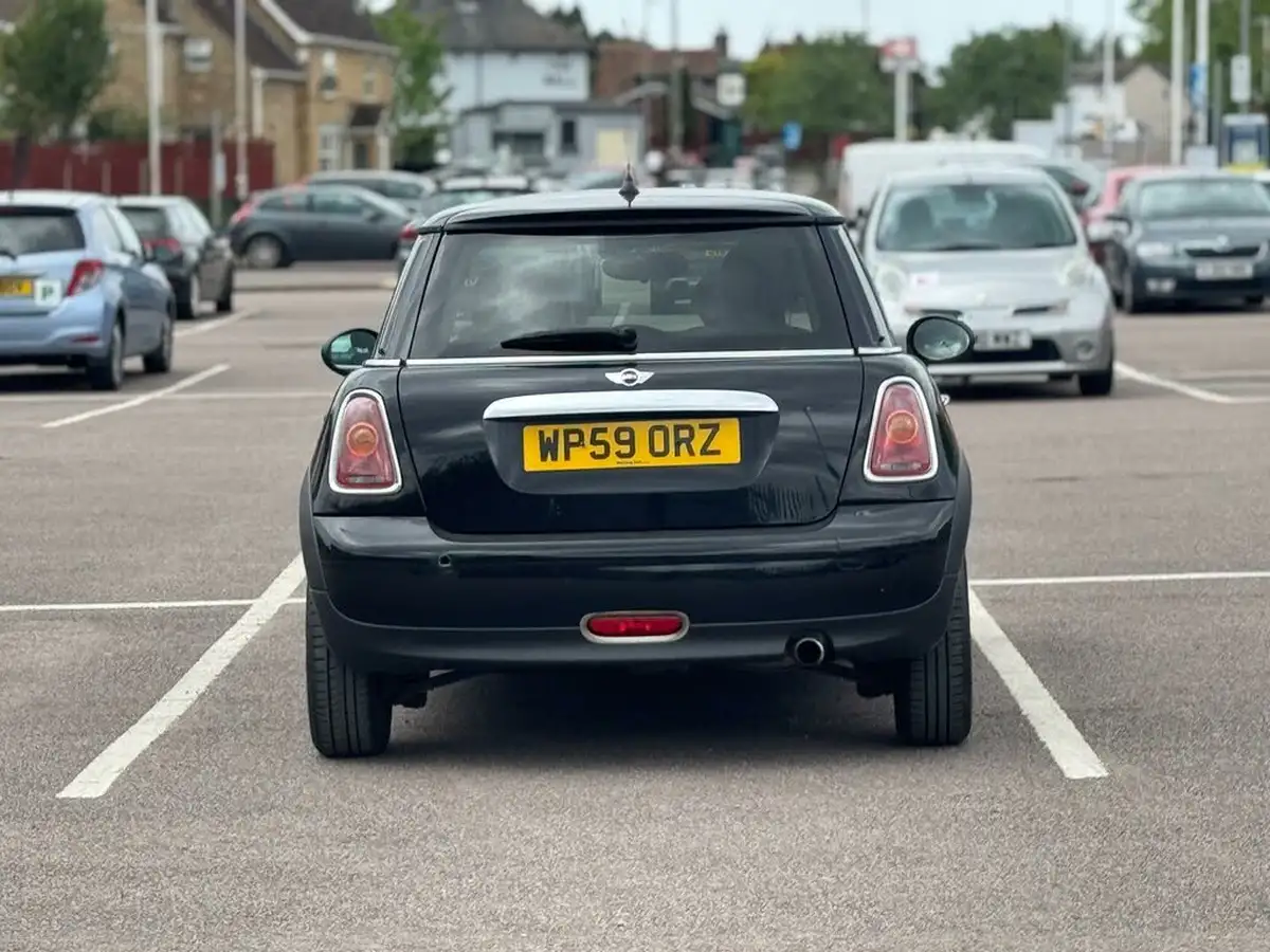 2009-mini-cooper-14-one-95bhp-big-23