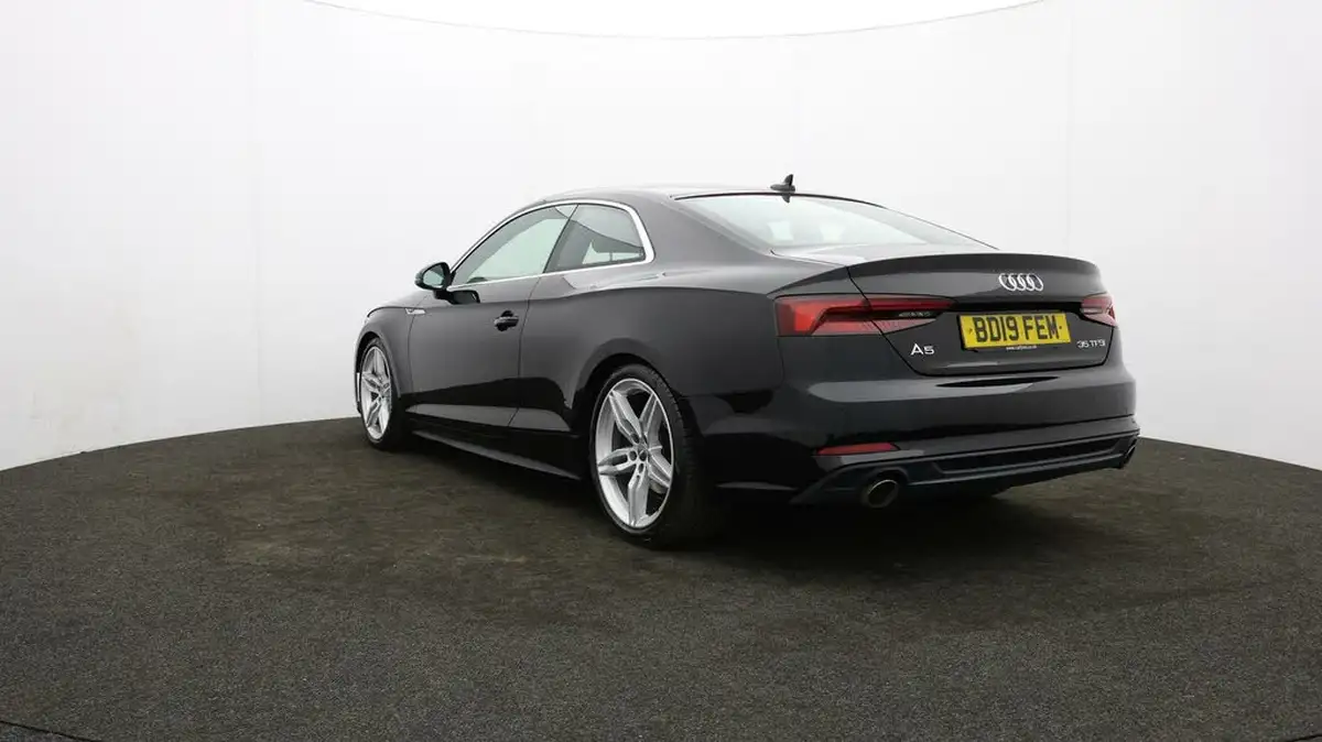 2019-audi-a5-20-35-tfsi-s-line-ss-coupe-2d-big-68
