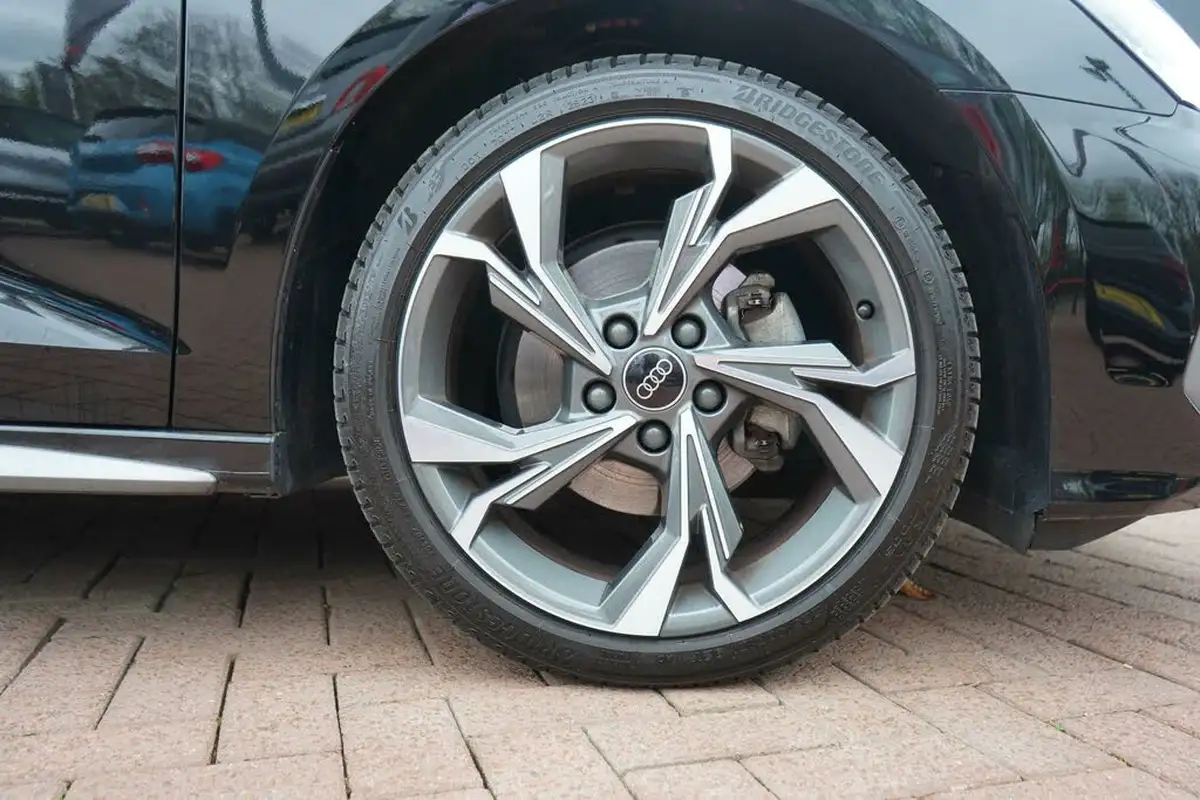 2023-audi-a3-10-30-tfsi-s-line-sportback-5d-tronic-big-31
