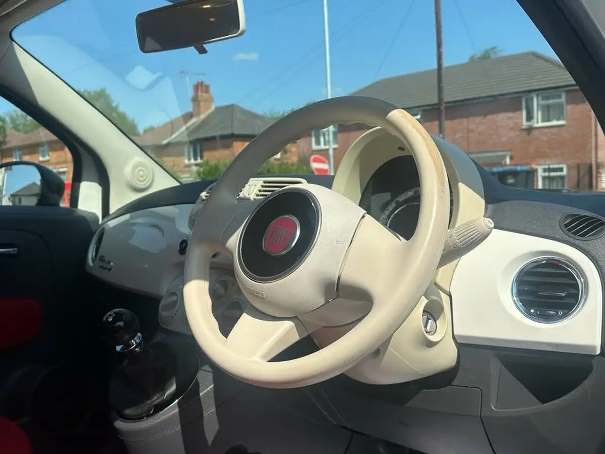 2010-fiat-500-12-pop-big-7