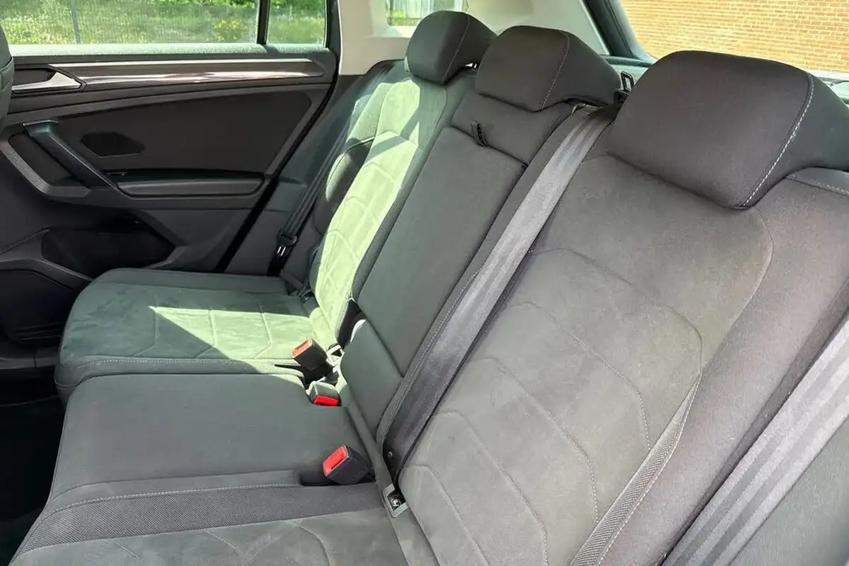 2022-volkswagen-tiguan-15-tsi-elegance-big-18