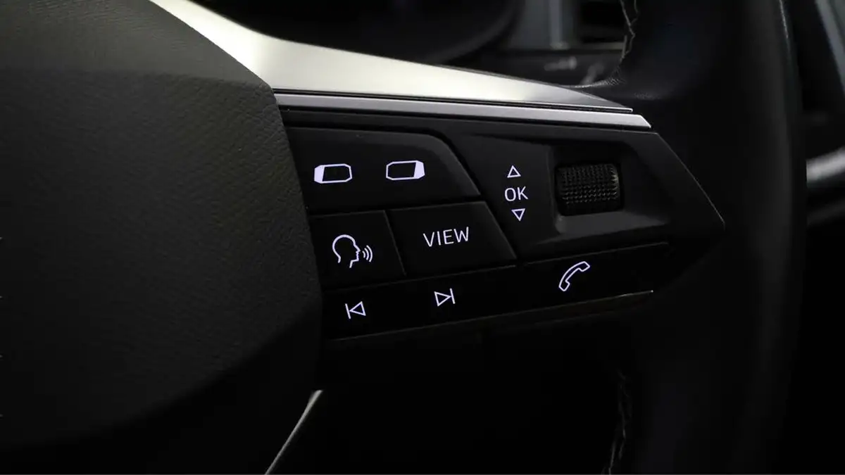 2022-seat-ateca-15-ecotsi-se-technology-big-22
