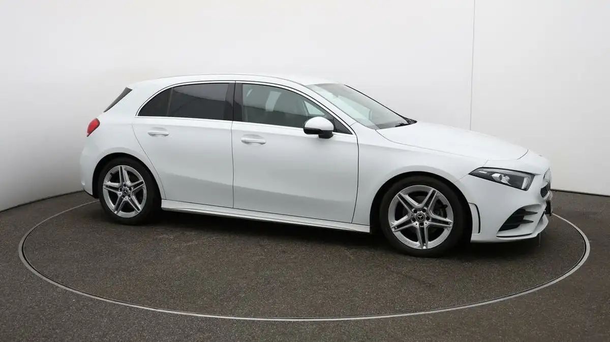 2020-mercedes-benz-a-class-13-a200-amg-line-hatchback-5d-big-36