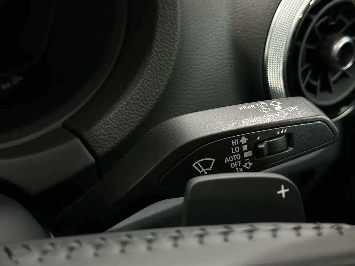 2020-audi-a3-14-40-e-tron-big-14