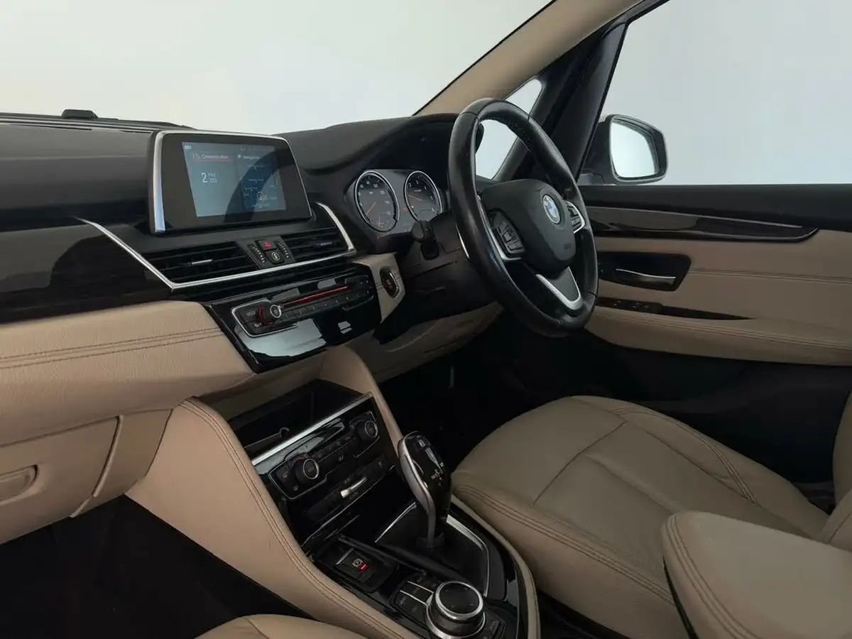 2019-bmw-2-series-20td-220d-xdrive-luxury-gran-big-8