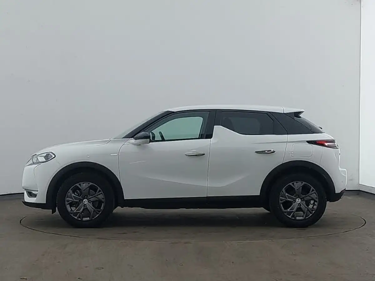 2022-ds-ds-3-crossback-e-tense-bastille-big-3
