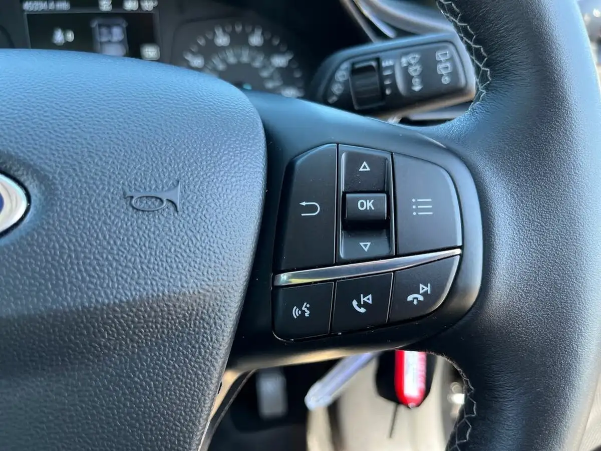 2018-ford-fiesta-10t-zetec-5d-big-27