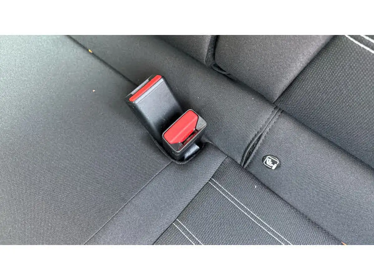 2022-dacia-sandero-stepway-10-tce-comfort-90bhp-big-16