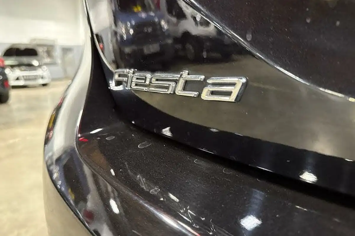 2022-ford-fiesta-10t-st-line-x-100ps-big-42