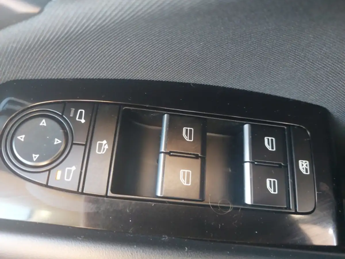 2022-mazda-cx-30-20-e-skyactiv-x-sport-lux-big-13
