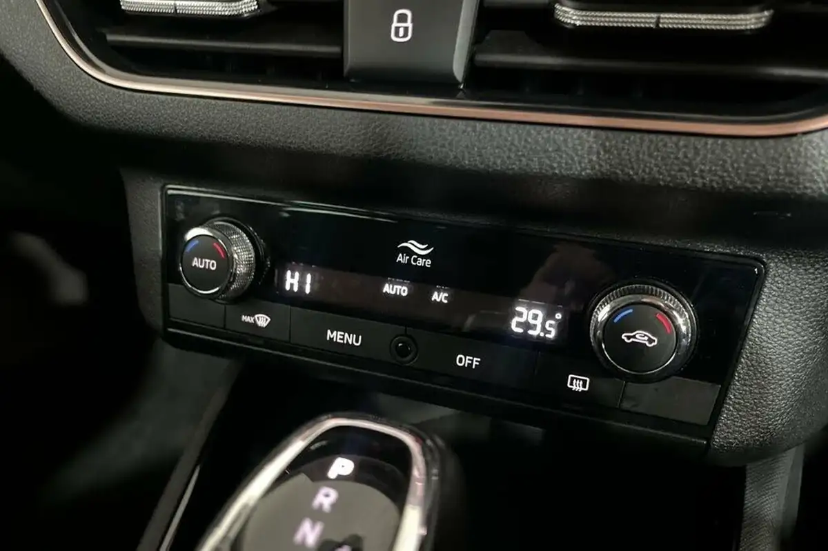 2022-skoda-kamiq-15-tsi-se-l-dsg-big-17